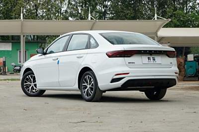 2025款 第4代 1.5L 手动龙腾版-外观-图片-有驾