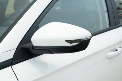 2025款 第4代 1.5L 手动龙腾版-外观-图片-有驾