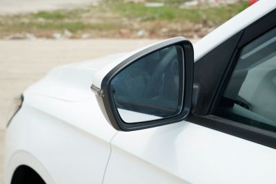 2025款 第4代 1.5L 手动龙腾版-外观-图片-有驾