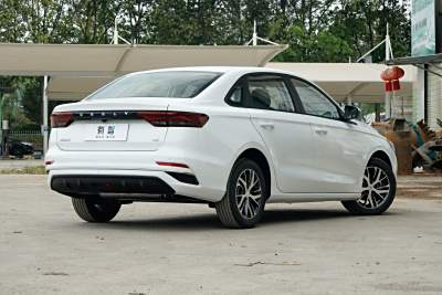 2025款 第4代 1.5L 手动龙腾版-外观-图片-有驾