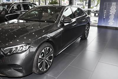 2025款 改款 E 300 L 豪华型-外观-图片-有驾