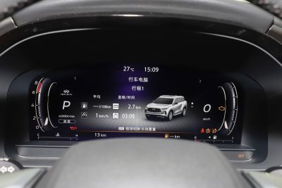 2024款 2.0T 四驱豪华版-内饰-图片-有驾