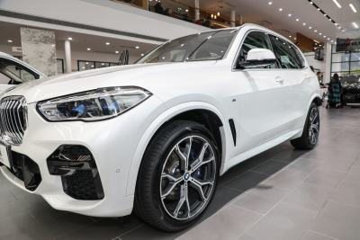 2022款 xDrive40i 尊享型 M运动套装-外观-图片-有驾