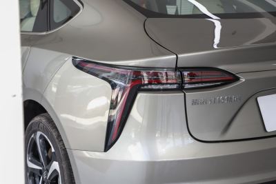 2023款  标准续航劲动版-外观-图片-有驾