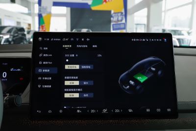 2023款 四驱超混旗舰六座版-内饰-图片-有驾
