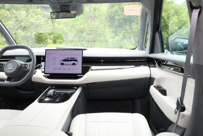 2024款 七座过道版四驱 108kWh-内饰-图片-有驾