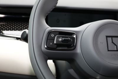 2024款 七座过道版四驱 108kWh-内饰-图片-有驾