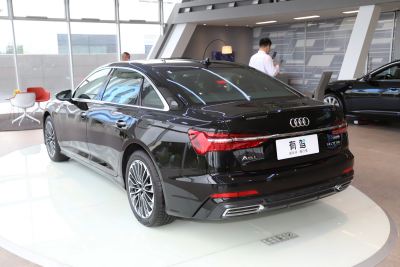 2022款 55 TFSI e quattro-外观-图片-有驾