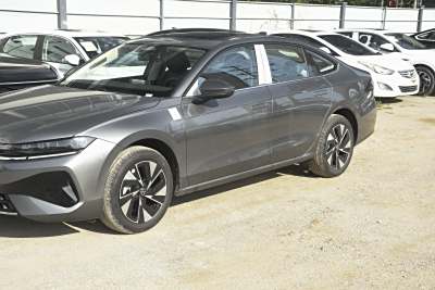 2026款 L 300TSI DSG 精英型-外观-图片-有驾 2026款 L 300TSI DSG 精英型-外观-图片-有驾