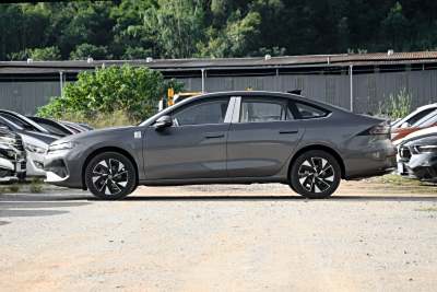 2026款 L 300TSI DSG 精英型-外观-图片-有驾 2026款 L 300TSI DSG 精英型-外观-图片-有驾