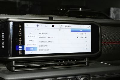 2024款 2.0T 罗宾汉四门版-内饰-图片-有驾