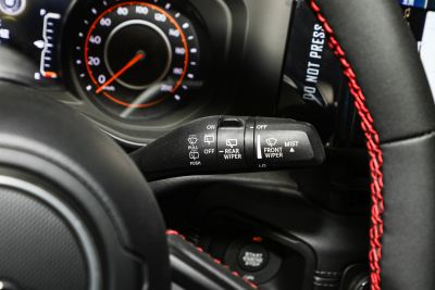 2024款 2.0T 罗宾汉四门版-内饰-图片-有驾