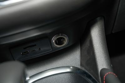 2023款 Redline 2.0T 锐联版-内饰-图片-有驾