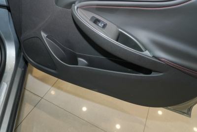 2023款 Redline 2.0T 锐联版-内饰-图片-有驾