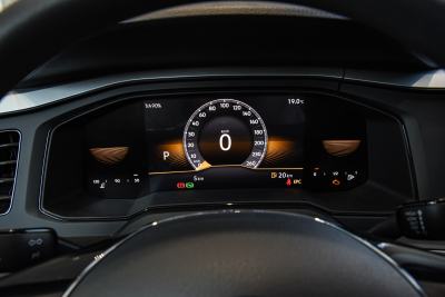 2024款 Plus 1.5L 自动纵情乐活版-内饰-图片-有驾