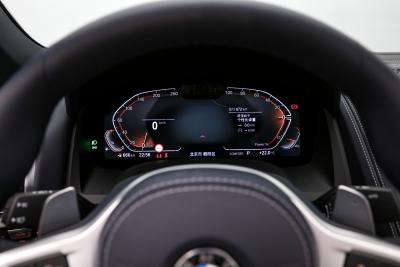 2022款 840i 敞篷轿跑车 M运动套装-内饰-图片-有驾 2022款 840i 敞篷轿跑车 M运动套装-内饰-图片-有驾