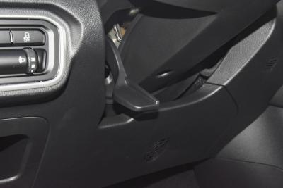 2024款 2.4T商用版自动柴油两驱精英型-内饰-图片-有驾
