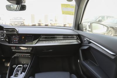 2025款 A3L Limousine 35TFSI 飞驰尊享型 +豪华臻选包-内饰-图片-有驾