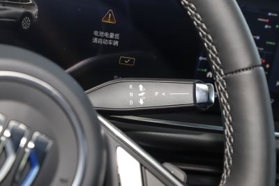2025款 昂科威Plus 28T 两驱白金版-内饰-图片-有驾