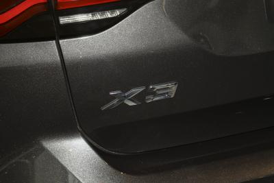 2022款 改款二 xDrive30i 领先型 M曜夜套装-外观-图片-有驾