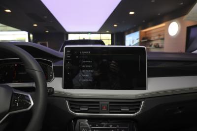 2024款 330TSI 两驱尊贵高能版-内饰-图片-有驾