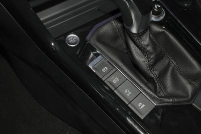 2024款 330TSI 两驱尊贵高能版-内饰-图片-有驾
