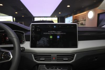 2024款 330TSI 两驱尊贵高能版-内饰-图片-有驾