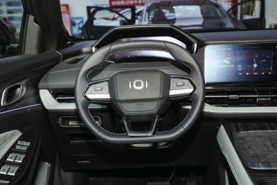 2025款 真香版 125 领航型-内饰-图片-有驾