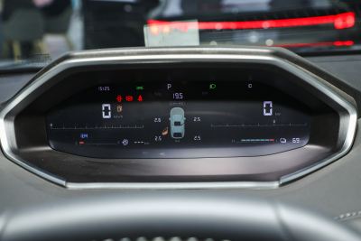 2025款 真香版 125 领航型-内饰-图片-有驾