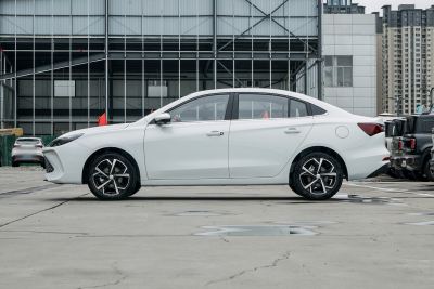 2026款 1.5L CVT尊荣版-外观-图片-有驾