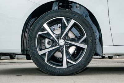 2026款 1.5L CVT尊荣版-外观-图片-有驾