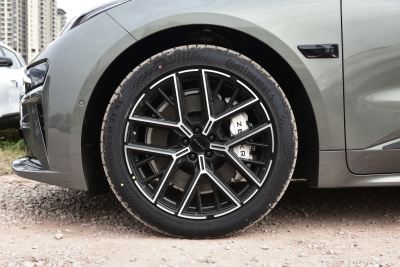 2026款   95度四驱 Max版-外观-图片-有驾