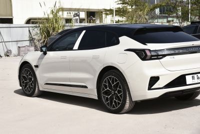 2026款   95度四驱 Max版-外观-图片-有驾