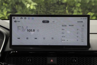 2026款 全球30年荣耀款 1.5T 四驱臻享5座版-内饰-图片-有驾