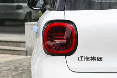 2025款 330km 自由版-外观-图片-有驾
