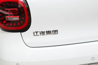 2025款 330km 自由版-外观-图片-有驾
