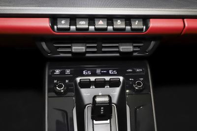 2025款 Carrera 3.0T-内饰-图片-有驾 2025款 Carrera 3.0T-内饰-图片-有驾