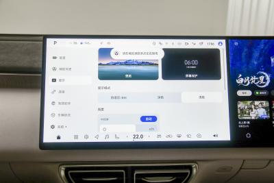 2025款 四驱Ultra+ 高定版-内饰-图片-有驾