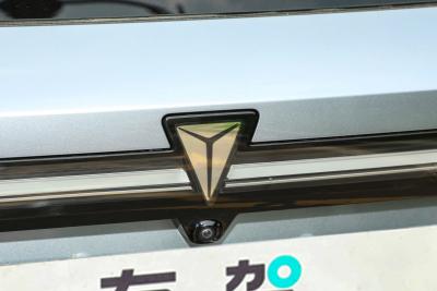 2025款 四驱Ultra+ 高定版-外观-图片-有驾