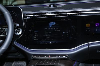 2025款 E 300 L 豪华型-内饰-图片-有驾