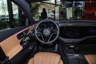 2025款 E 300 L 豪华型-内饰-图片-有驾