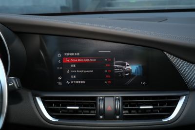 2023款 2.9T V6 520HP 四叶草版-内饰-图片-有驾