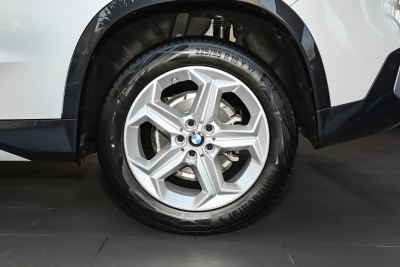 2024款 sDrive20Li X设计套装-外观-图片-有驾