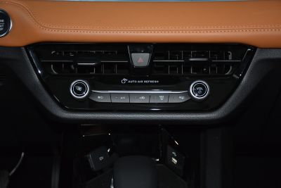 2021款 1.5L 自动荣耀版-内饰-图片-有驾