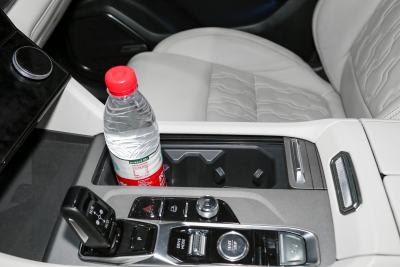 2021款 2.0T Ultra 六座-空间-图片-有驾