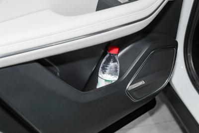 2021款 2.0T Ultra 六座-空间-图片-有驾