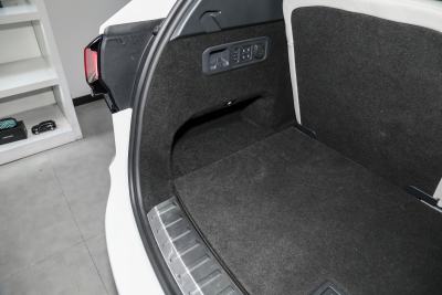 2021款 2.0T Ultra 六座-空间-图片-有驾