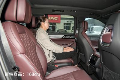 2021款 2.0T Ultra 六座-空间-图片-有驾