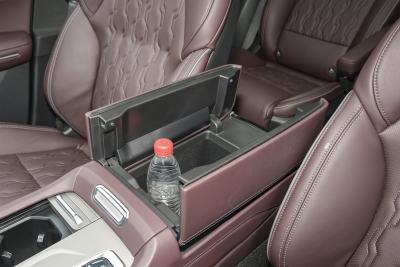 2021款 2.0T Ultra 六座-空间-图片-有驾