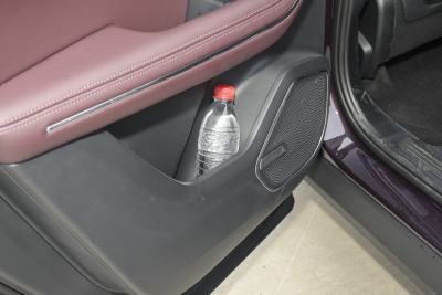 2021款 2.0T Ultra 六座-空间-图片-有驾